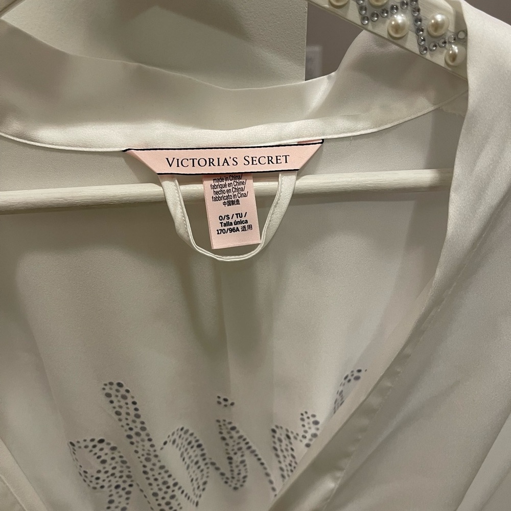 Victoria’s Secret Bridal Robe - Picture 8 of 12